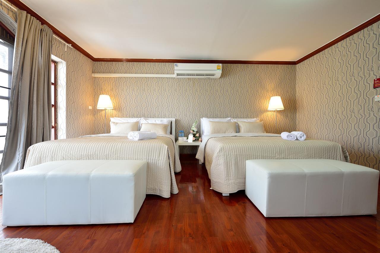Lost And Found Bed And Breakfast Bangkok Exteriör bild
