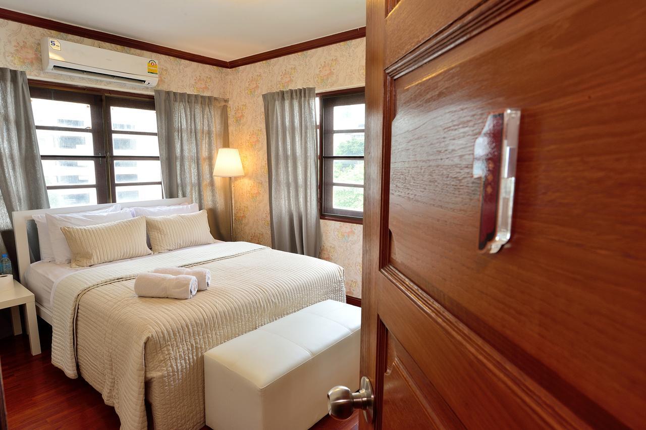Lost And Found Bed And Breakfast Bangkok Exteriör bild