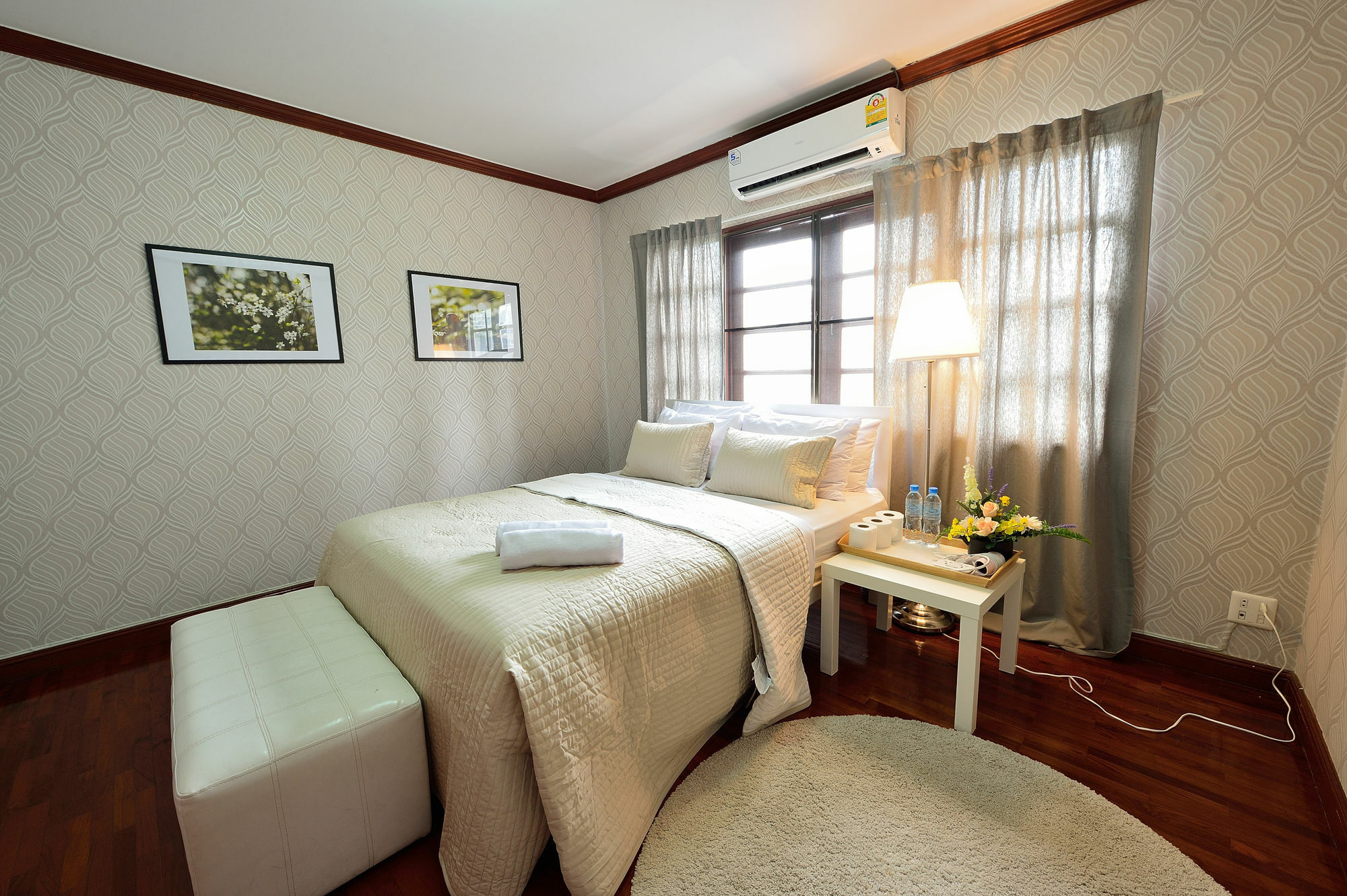 Lost And Found Bed And Breakfast Bangkok Exteriör bild