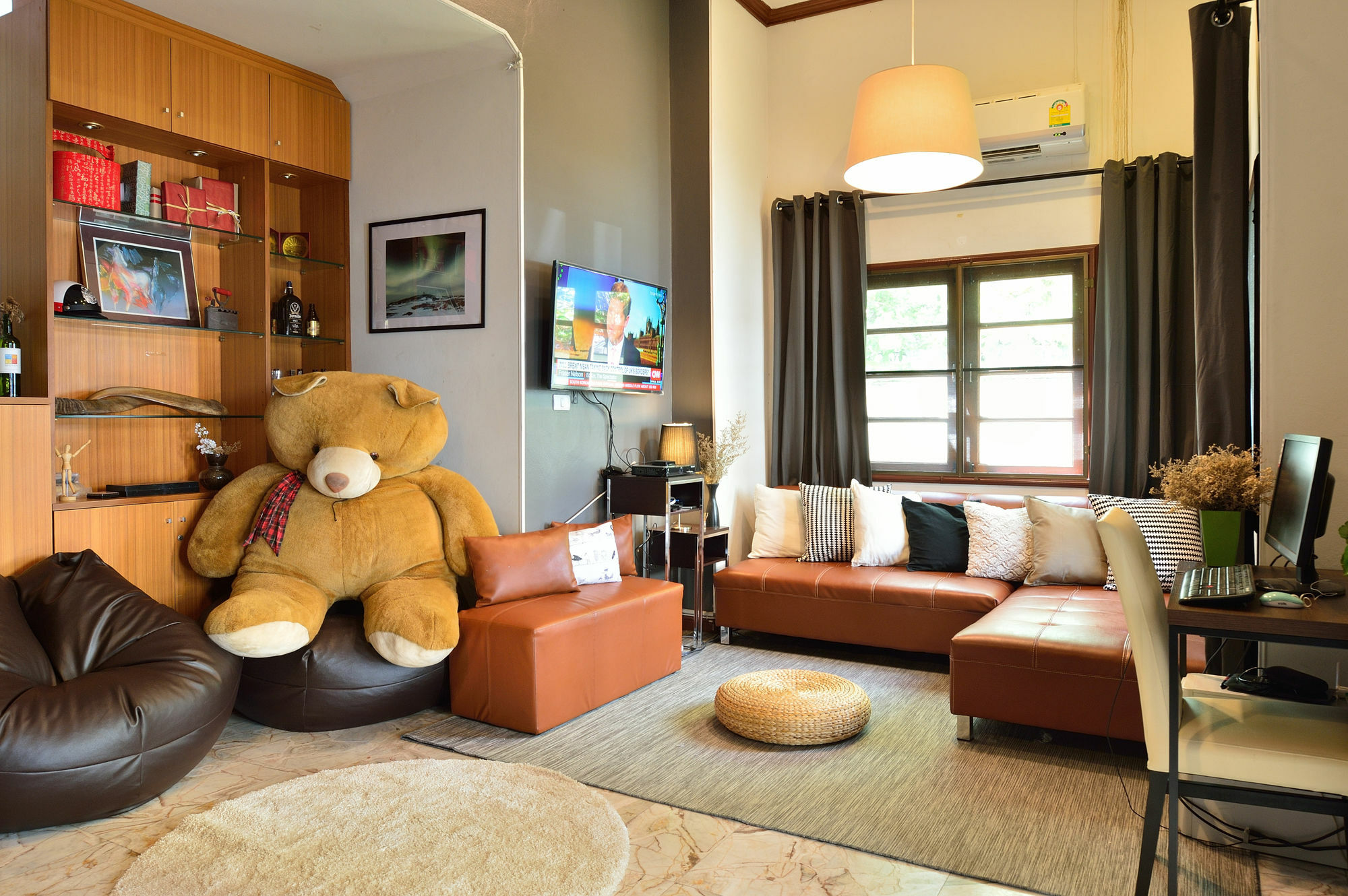 Lost And Found Bed And Breakfast Bangkok Exteriör bild